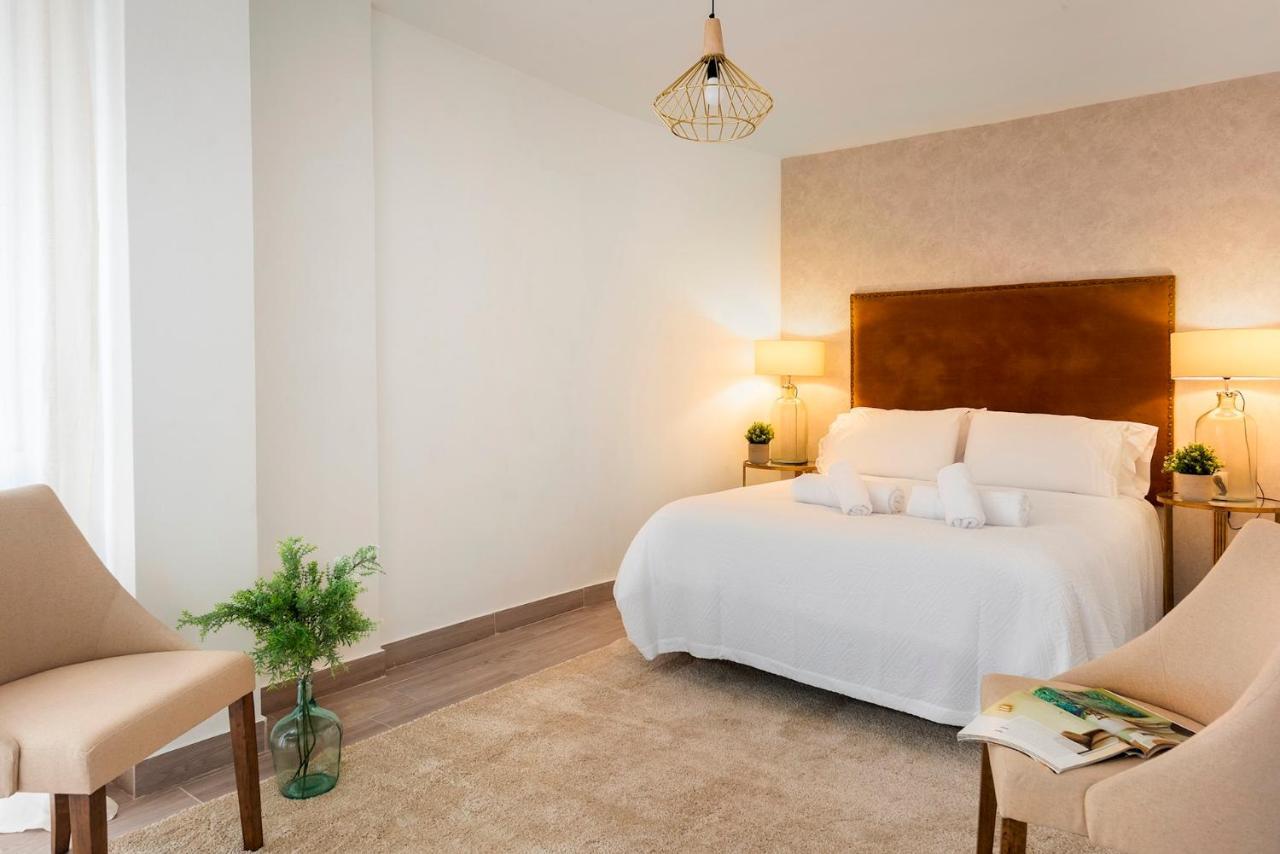 Genteel Home Plaza De Las Flores Малага Экстерьер фото